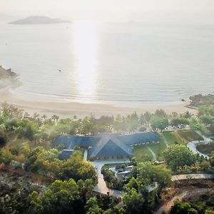 Diamond Bay Condotel Resort Nha Trang